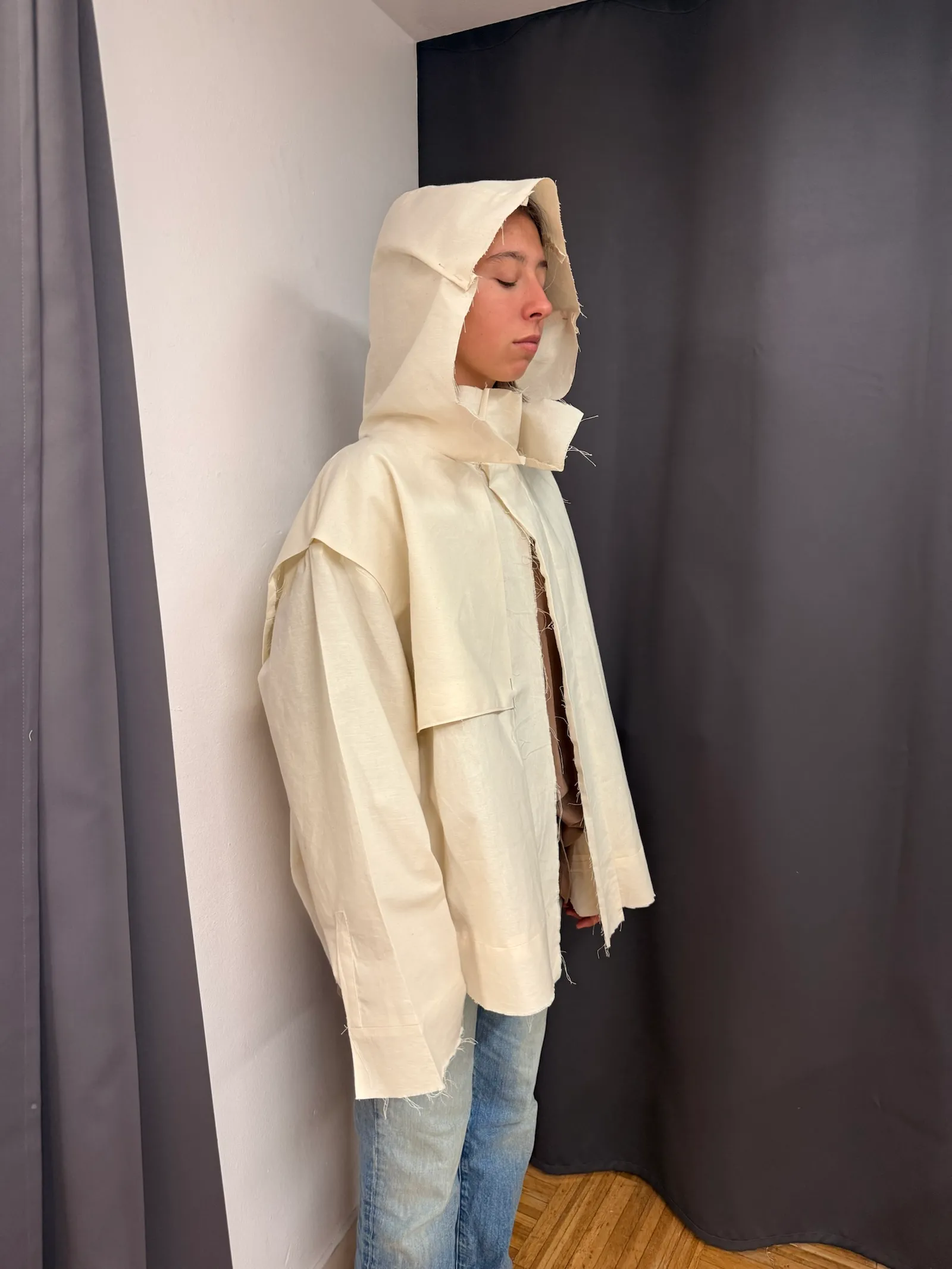 Toile de la chaqueta, vista lateral
